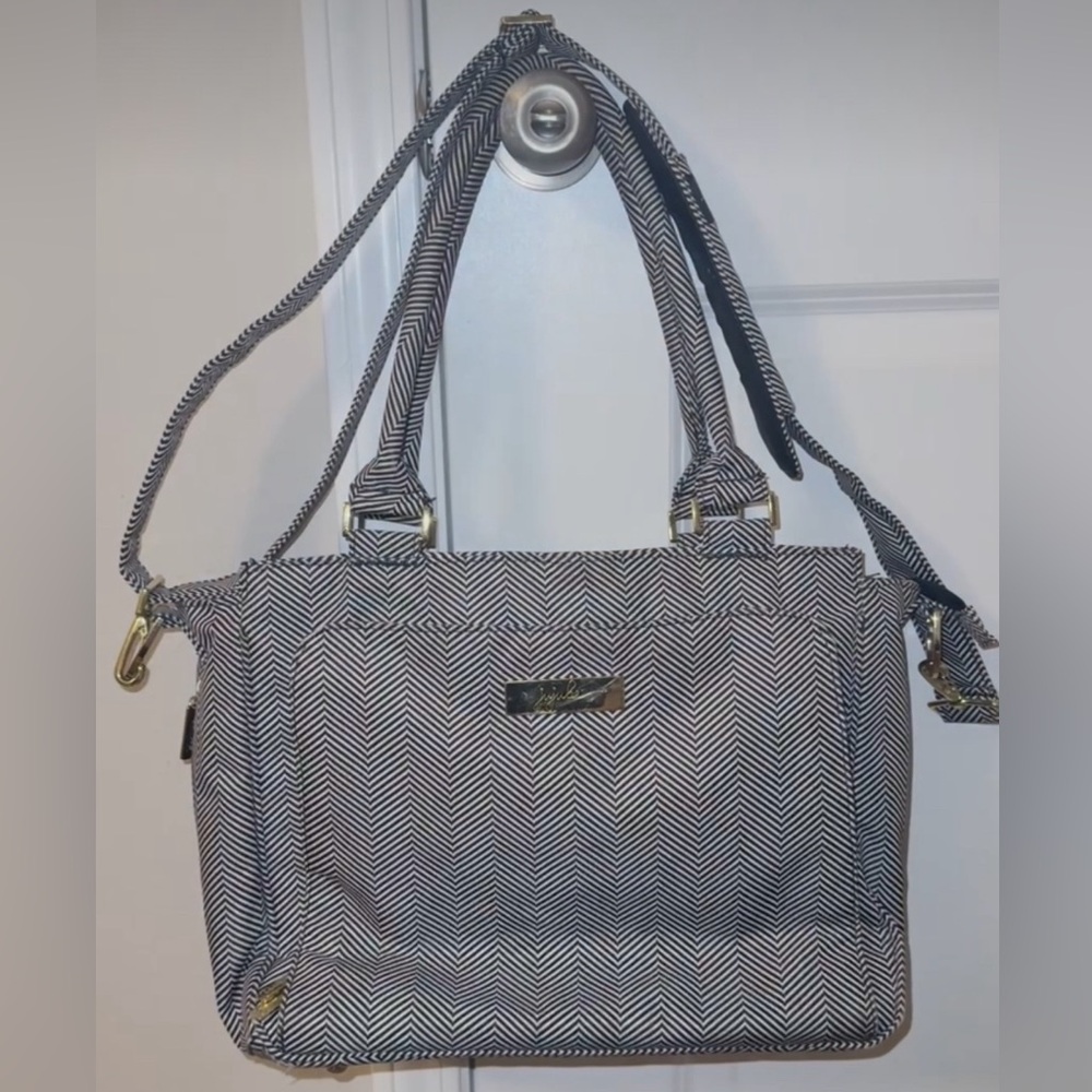 Ju-Ju-Be Diaper Baby Bag “Queen” Model Black and White Gold Accents